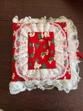 Vintage Snow babies Festive Red Christmas Lace Photo Album Scrapbook